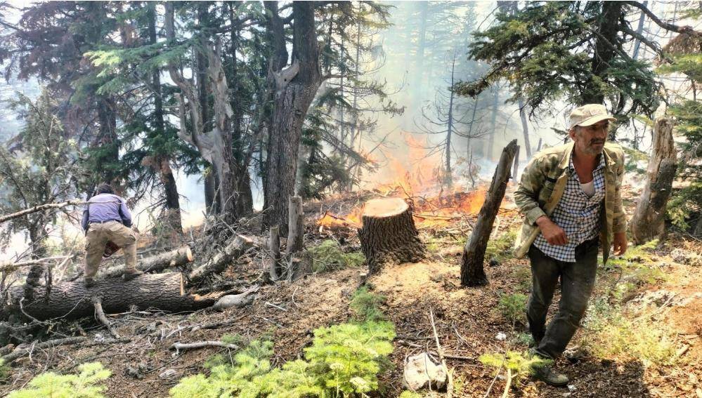 Konya’nın komşu ilinde orman yangını 7